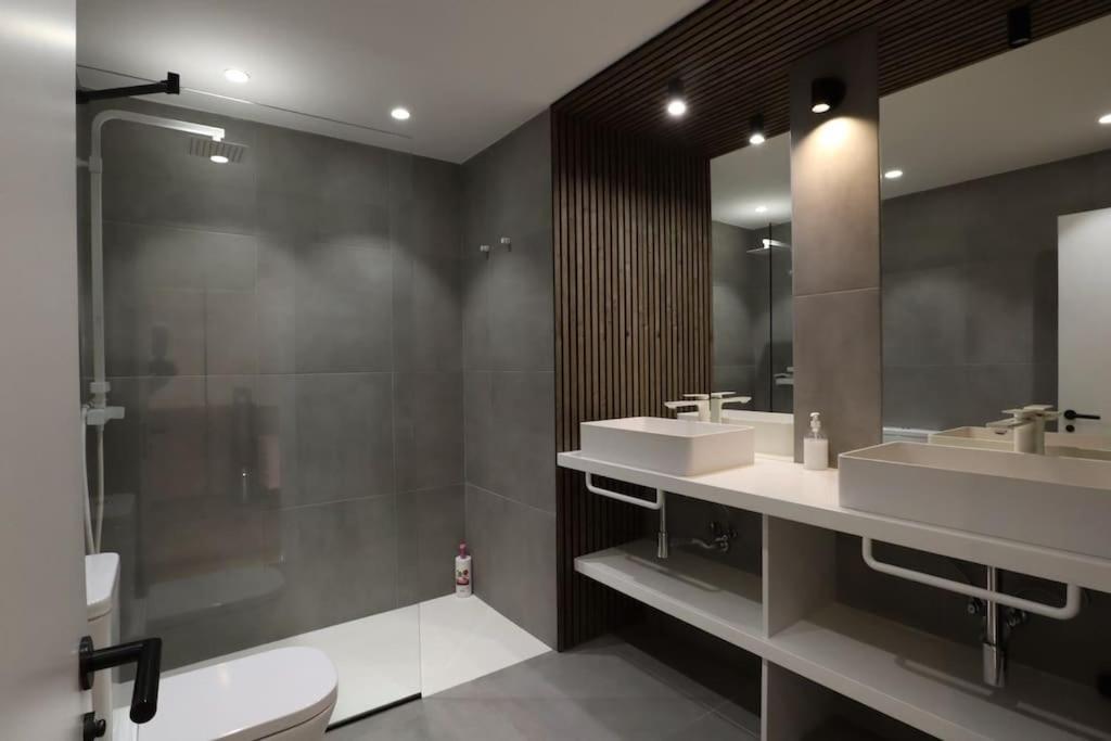 Notel Club - Precioso Loft En El Centro De La Ciudad Santander Eksteriør bilde