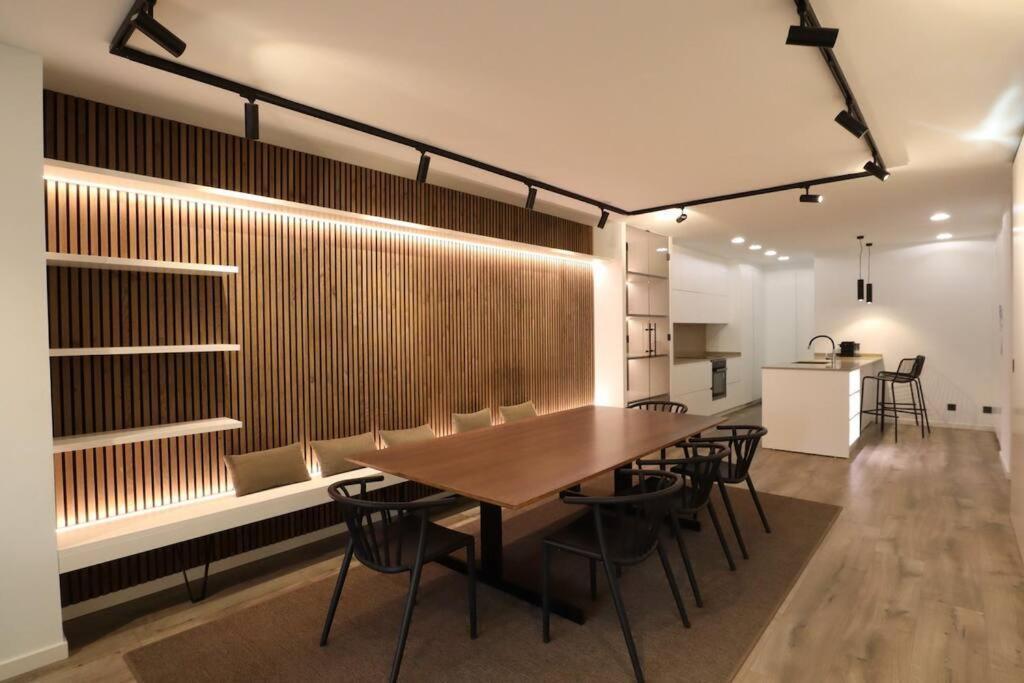 Notel Club - Precioso Loft En El Centro De La Ciudad Santander Eksteriør bilde